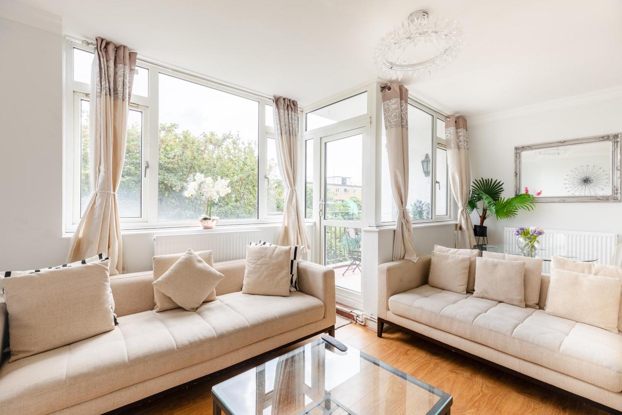 Cosy 3 Bed Flat Ideal For Trips To לונדון מראה חיצוני תמונה