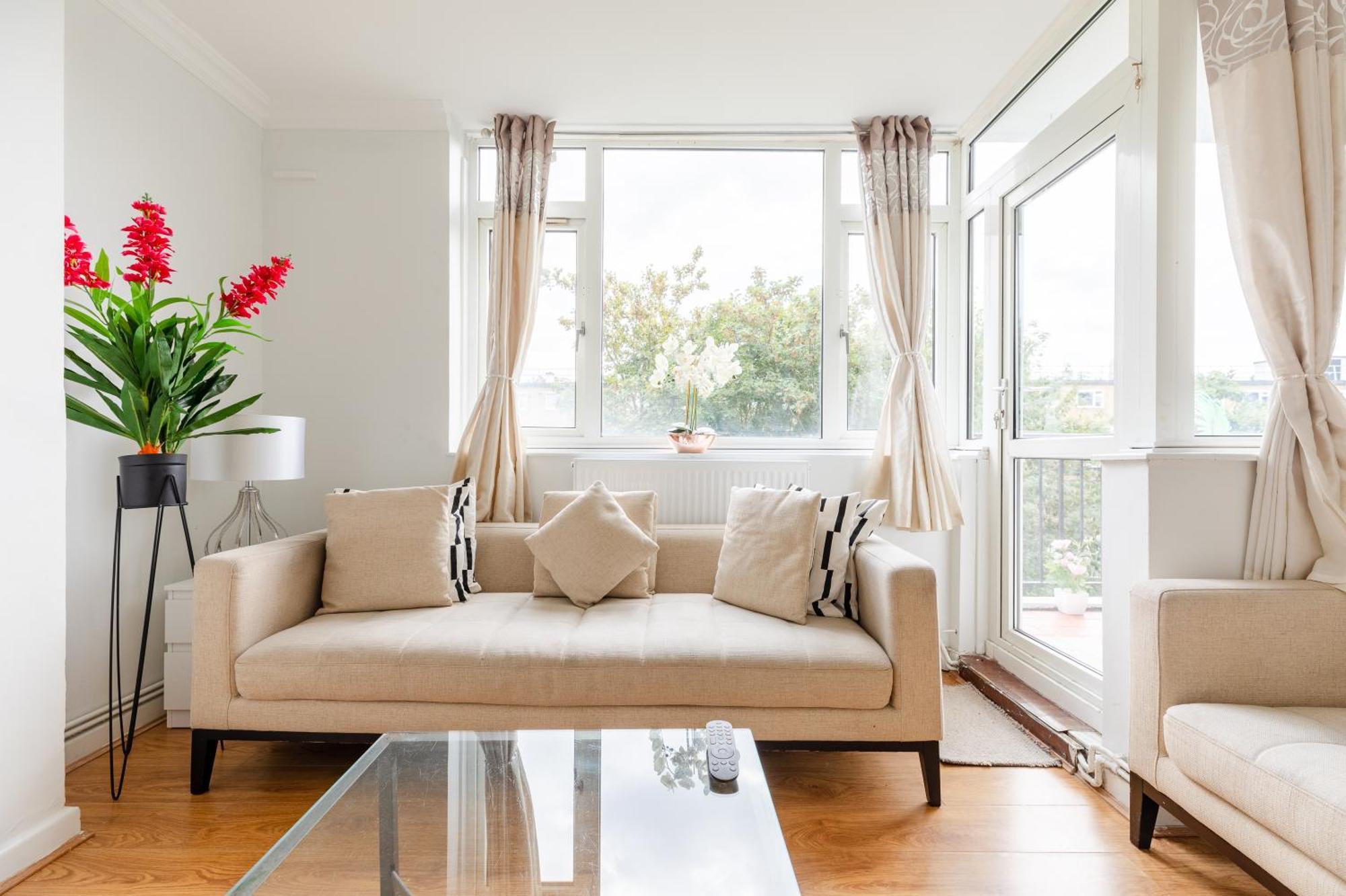 Cosy 3 Bed Flat Ideal For Trips To לונדון מראה חיצוני תמונה